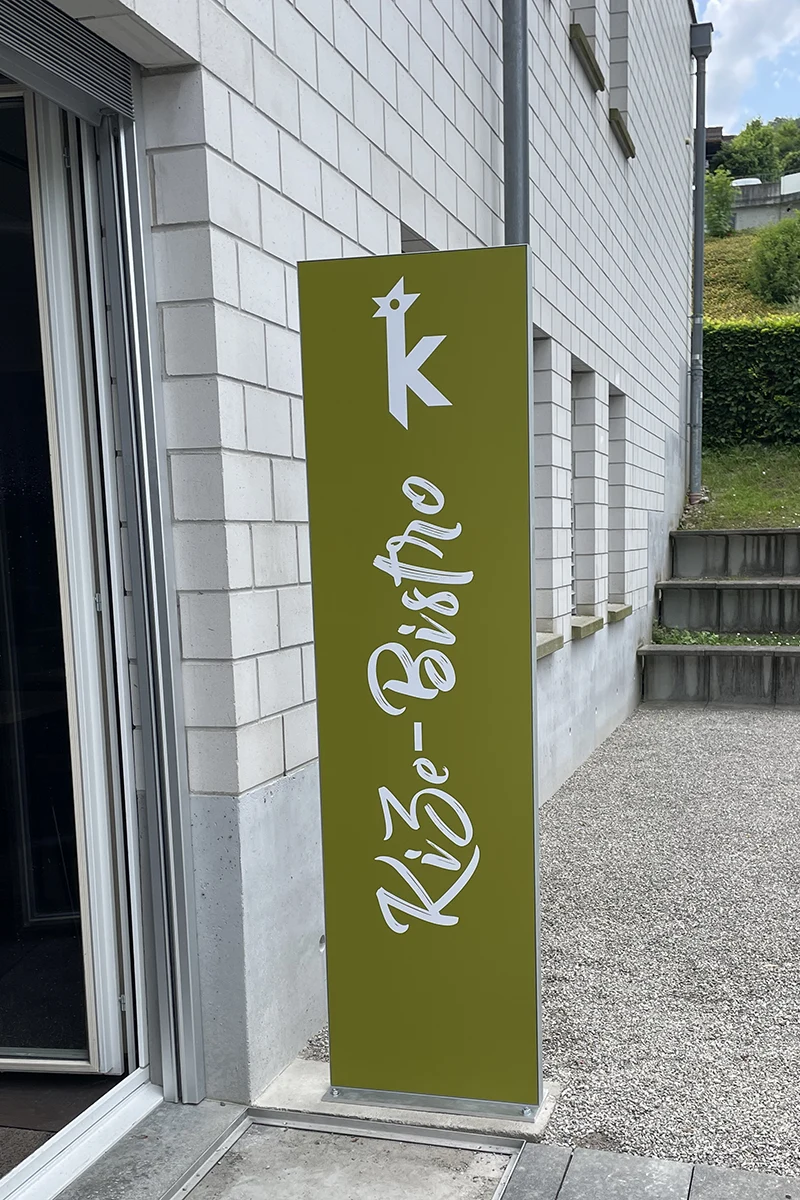 Stele KiZe Bistro Toffen